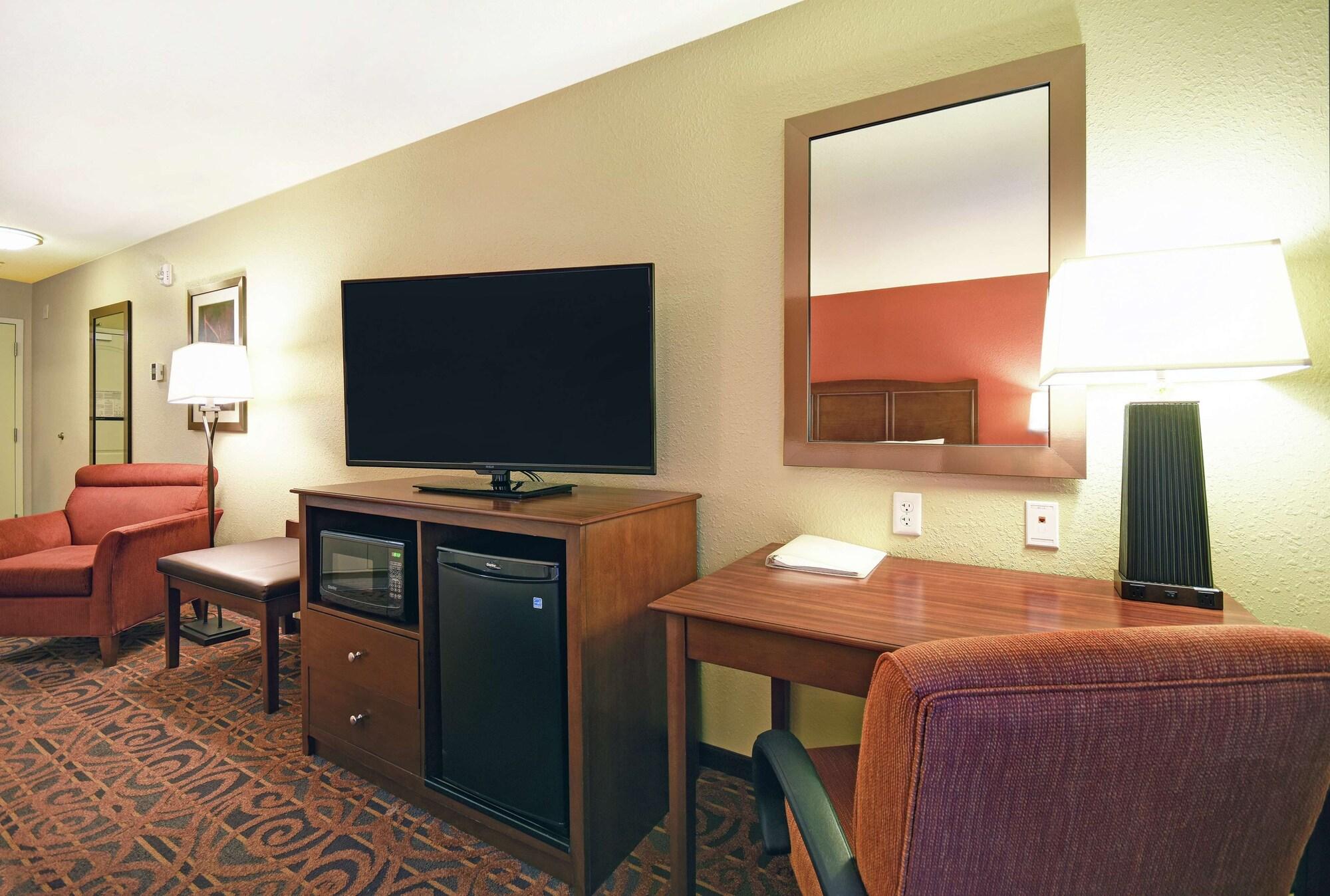 Hampton Inn & Suites Milwaukee/Franklin Franklin  Exterior foto